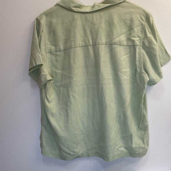 Jamaica bay green button down size large - Picture 3 of 6